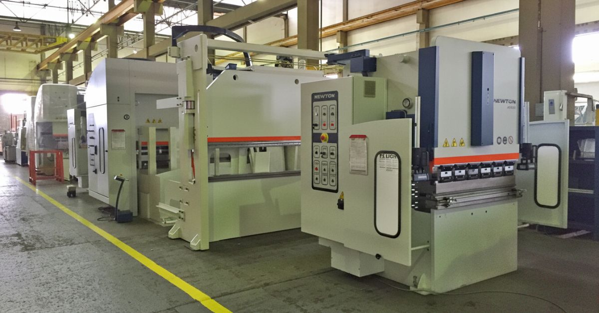 Trocar a máquina industrial - entenda os critérios técnicos - Newton